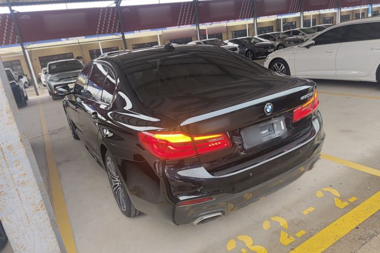 Used BMW 5 Series 2018 Restyled 530Li Leading Edition M Sport Package
