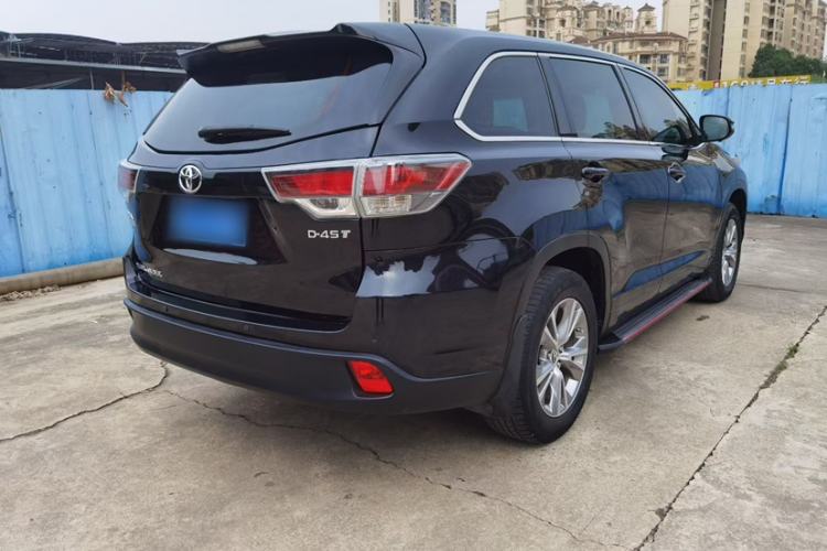 Used Toyota Highlander 2017 2.0T Two-Wheel Drive Elite Version 7 Seats