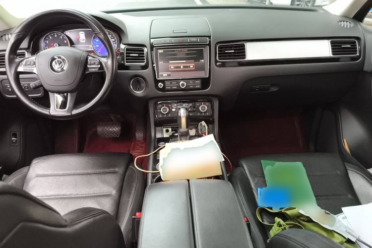 Used Volkswagen Touareg 2018 3.0 TSI Glory Collection Edition
