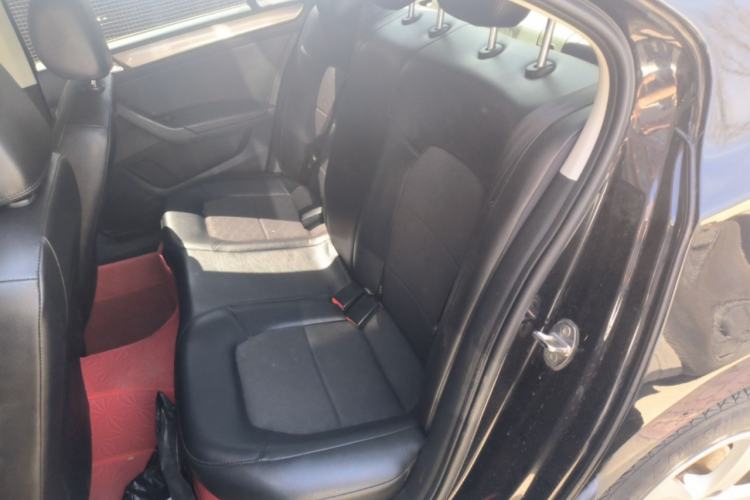 Used Volkswagen Santana 2015 1.6L Automatic Comfort Edition Left Rear Seat