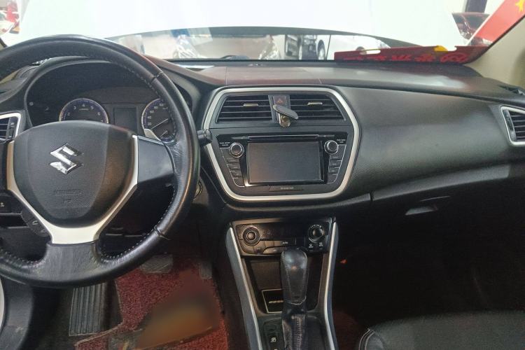 Used Suzuki S-Cross 2014 1.6L CVT Two-Wheel Drive Elite Version
