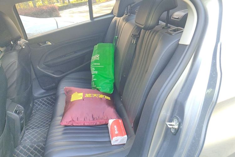 Used Peugeot 408 2022 1.6T Light-Chasing Edition Left Rear Seat