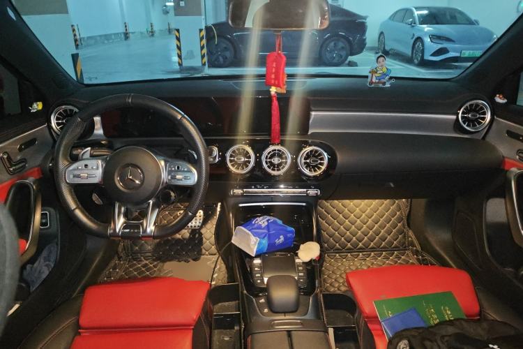 Used Mercedes-Benz A AMG 2022 AMG A 35 L 4MATIC Center Console