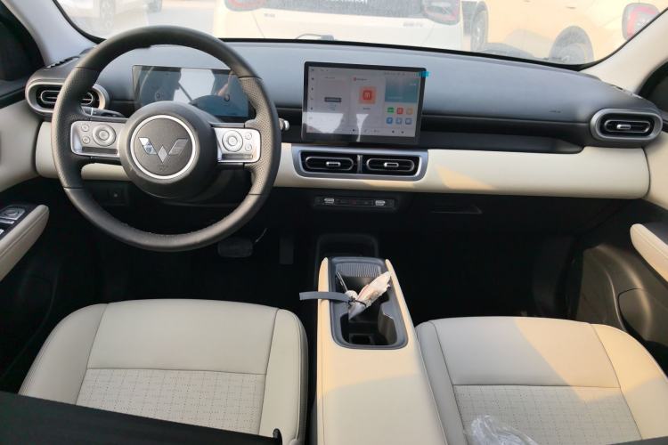 Used Wuling Bingo PLUS 2024 401 km Range 5-Seater Version