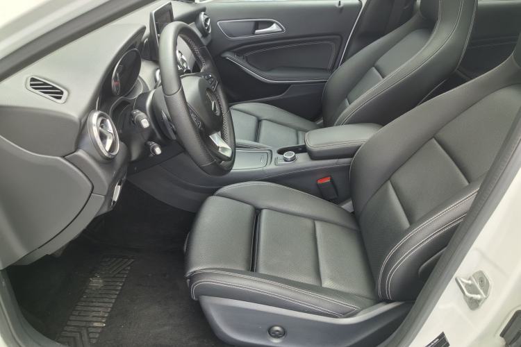 Used Mercedes-Benz GLA 2016 GLA 200 Sport Edition Exterior 7