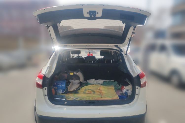 Used Nissan Qashqai 2017 2.0L CVT Smart Enjoyment Version China V Standard Trunk