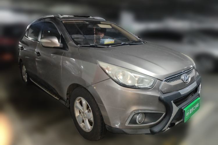 Used Hyundai ix35 2012 2.0L Automatic Two-Wheel Drive New Edition GL
