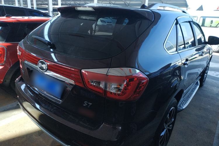 Used BYD S7 2015 2.0T Automatic Prestige Model