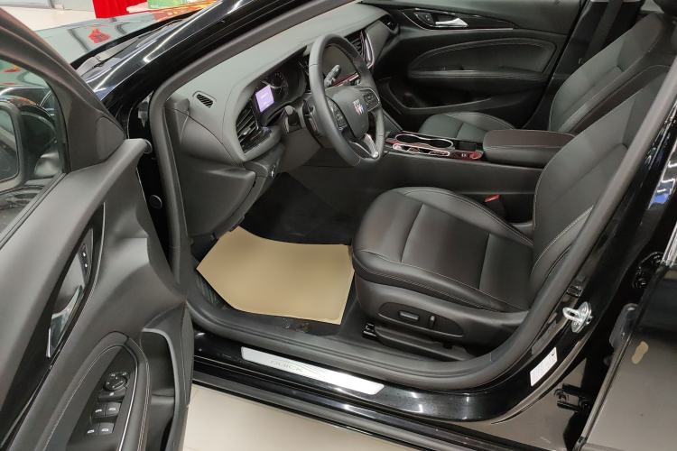 Used Buick Regal 2024 25T Deluxe Edition