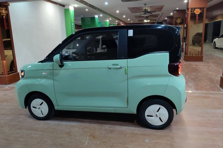 Used Chery New Energy QQ Ice Cream 2022 170km Sundae Phosphate Lithium-Ion