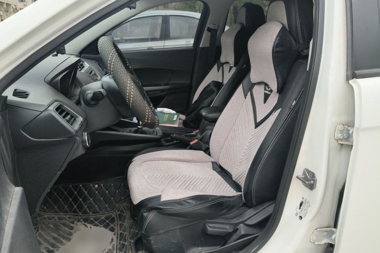 Used Ford Escort 2019 Revised Version 1.5L Manual "Quality Enjoyment" Trim (Tire Pressure Monitoring) China VI Standard Left Front Seat