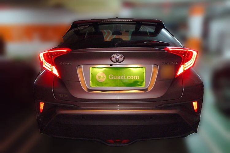 Used Toyota IZOA 2020 2.0L Yichi Version