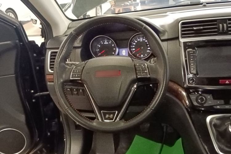 Used Haval H6 2013 Sports Edition 1.5T Manual Two-Wheel Drive Elite Model Steering Wheel