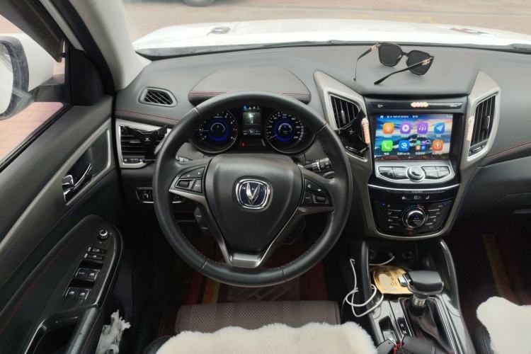 Used CHANGAN CS75 2017 Shangkui Edition 1.5T Automatic Fengyue Model
