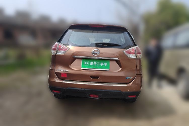 Used Nissan X-Trail 2015 2.0L CVT Comfort MAX Edition 2WD
