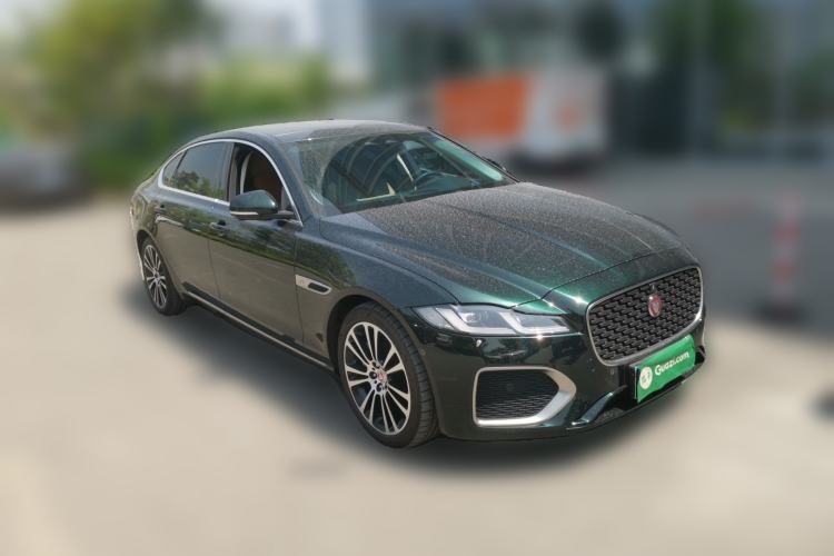 Used Jaguar XFL 2025 Model—2.0T P250, Two-Wheel Drive, Premium Luxury Edition
