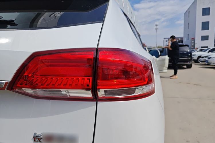 Used Haval H2s 2017 Blue Label 1.5T Dual-Clutch Comfort Model Right Rear Taillight