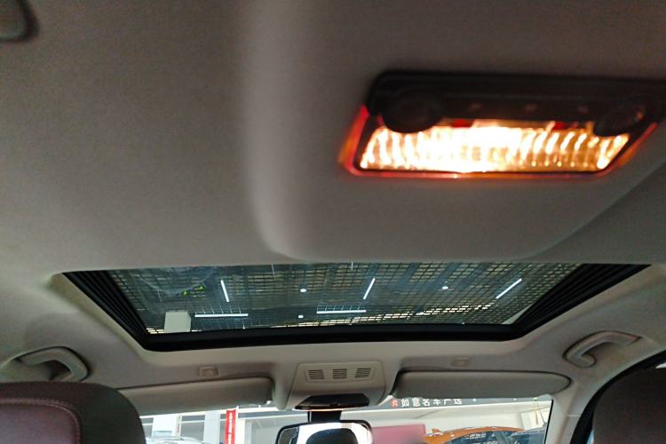 Used BMW 5 Series 2014 525Li Luxury Design Package