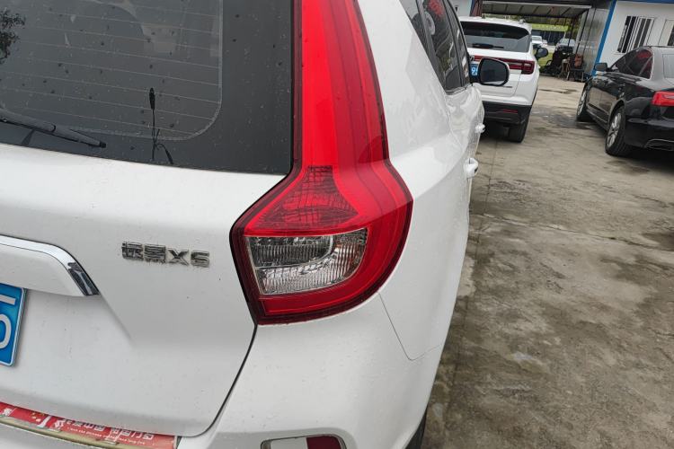 Used Geely Auto Vision X6 2016 1.8L Manual Luxury Model