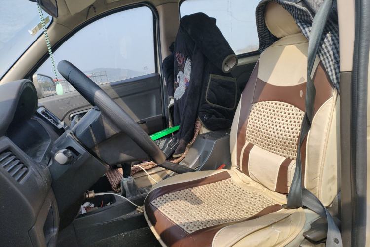 Used Wuling Rongguang V 2016 1.5L Standard Version Left Front Seat