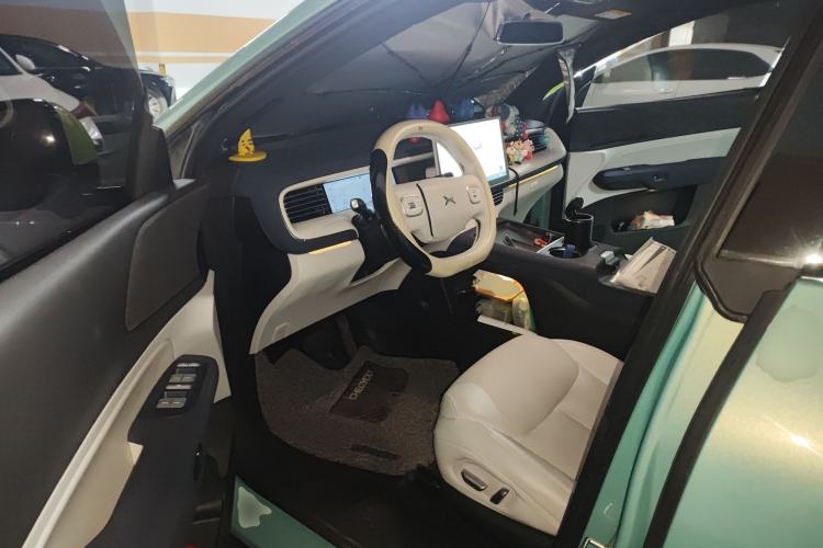 Used XPeng G6 2023 580 Long-Range Pro Driver Seat