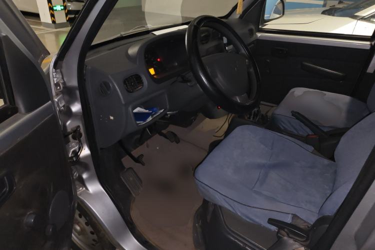 Used Wuling Zhiguang 2010 1.0L New Version Practical Short-Body L2Y