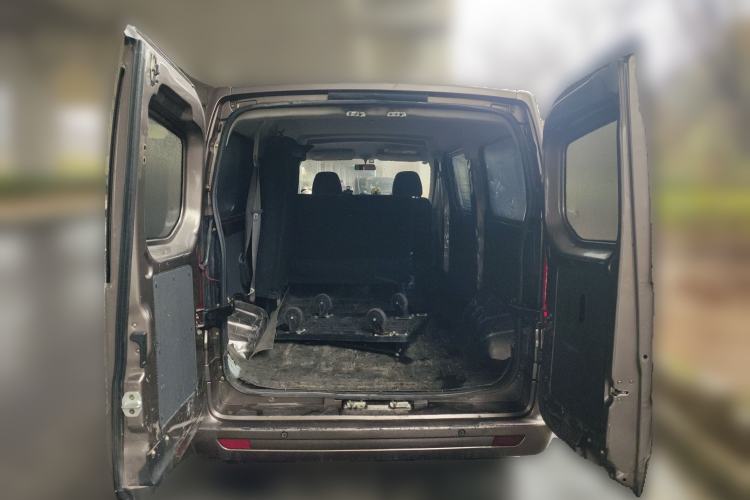 Used CHANGAN KAICHENG Ruixing M60 2023 1.5L GDI Comfort-Class Passenger Vehicle 6/7 Seats Trunk