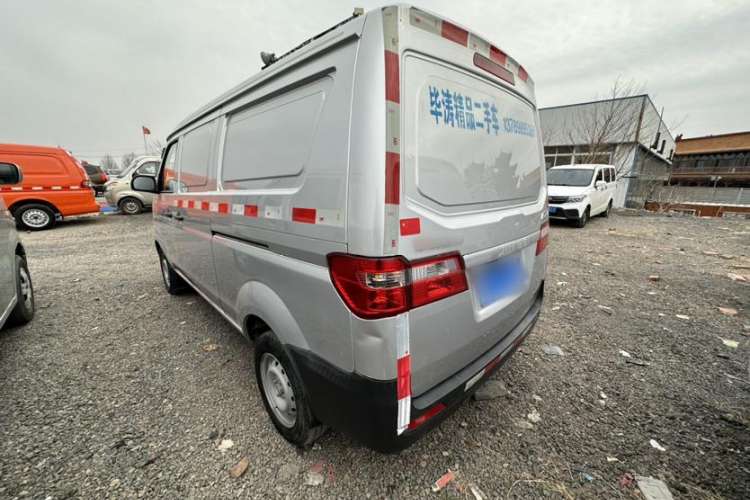 Used Jinbei Hiace X30 2023 1.5L Super-Enjoyment Van 2/5 Seats Non-Air-Conditioned Version SWC15M