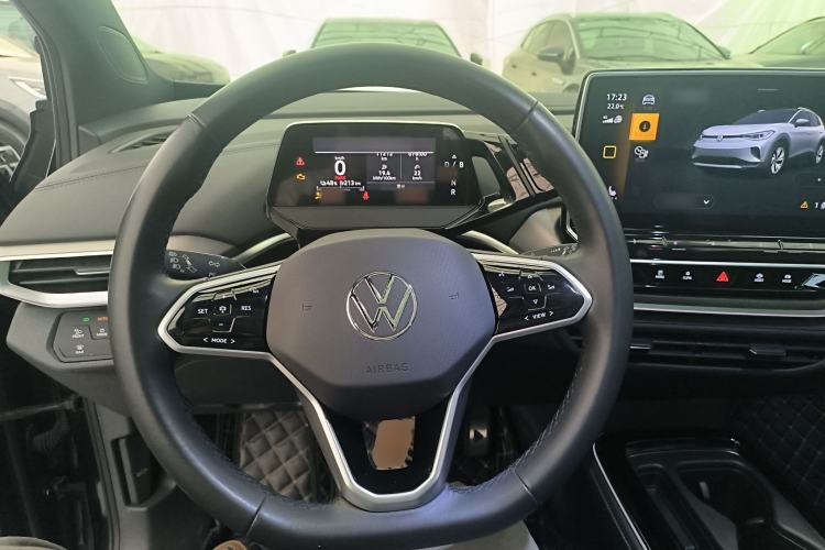 Used Volkswagen ID.4 CROZZ 2022 Long-Range Lite PRO Edition Steering Wheel