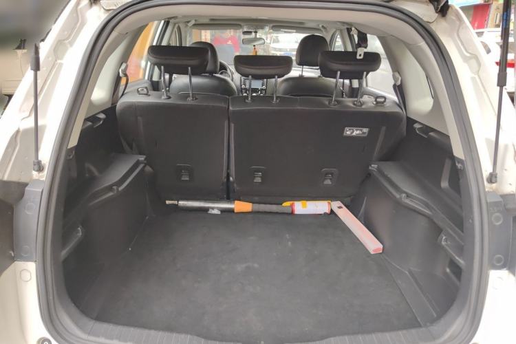 Used Haval H6 2016 Upgraded Model 1.5T Manual Two-Wheel Drive Elite Version
