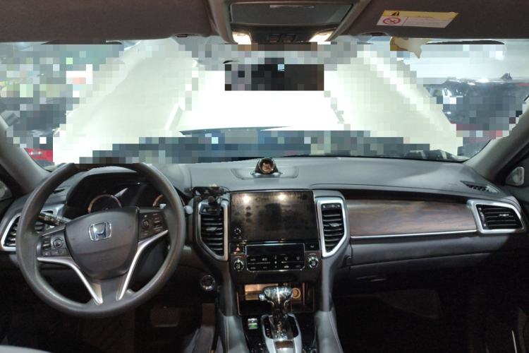 Used Honda UR-V 2017 240TURBO Two-Wheel Drive Classic Edition China V Center Console