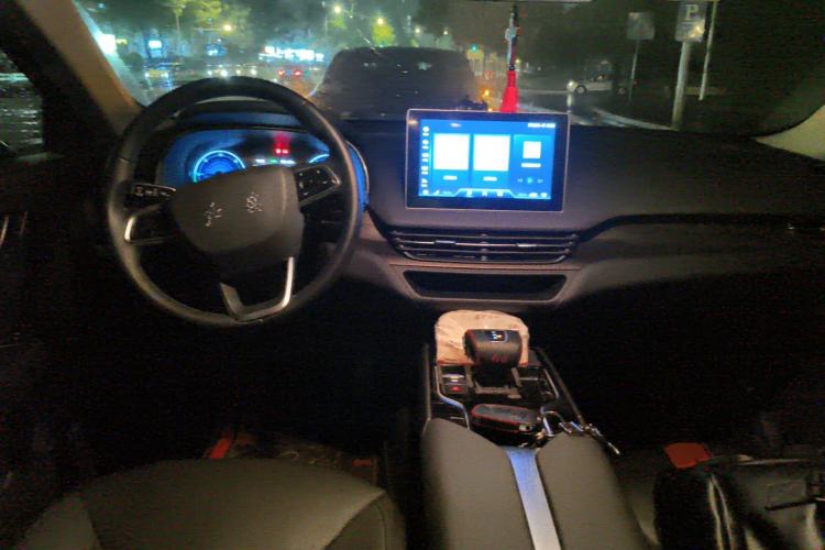 Used Hongqi E-QM5 2023 Revised Version Basic Travel Edition