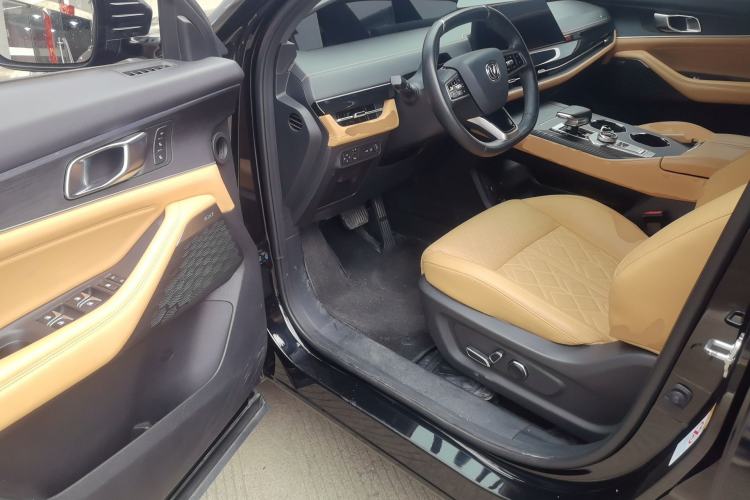 Used CHANGAN UNI-K 2021 2.0T All-Wheel Drive Prestige Version
