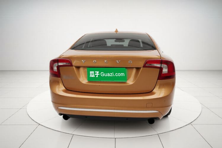 Used Volvo S60 2014 S60L 2.0T Zhiyuan Edition Exterior 4