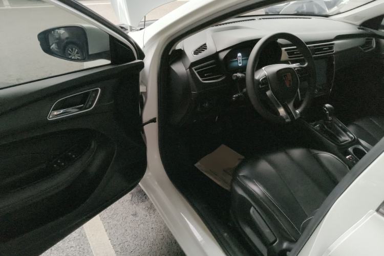 Used Roewe i5 2020 1.5L Automatic 4G Connect Luxury Flagship Edition
