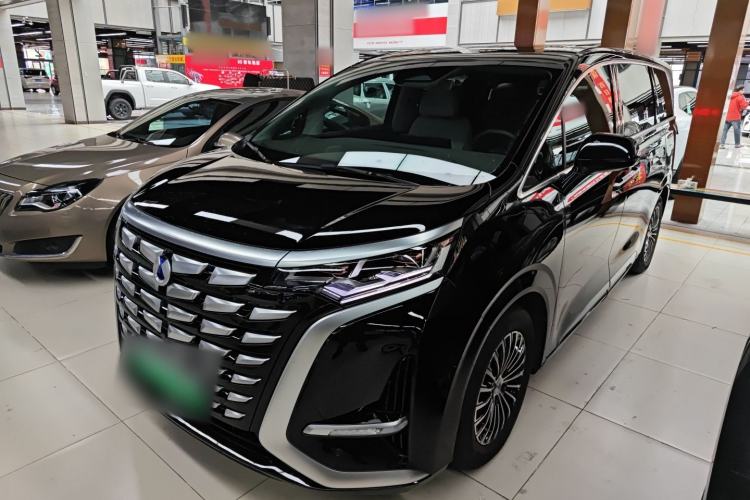 Used Denza D9 2022 DM-i 970 Four-Wheel Drive Prestige Model