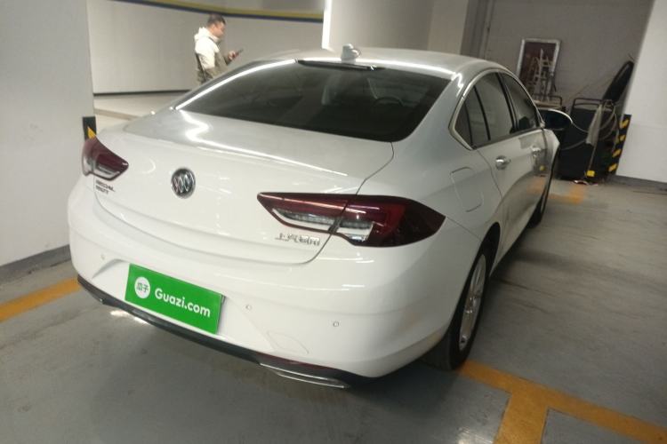 Used Buick Regal 2020 552T Elite Edition Rear Right 45 Deg