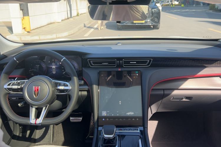 Used Hongqi H6 2025 2.0T ZhiMei Edition
