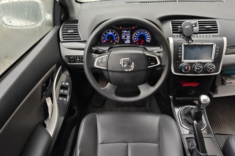 Used Zotye Z300 2014 1.5L Urban Edition Manual Luxury Model
