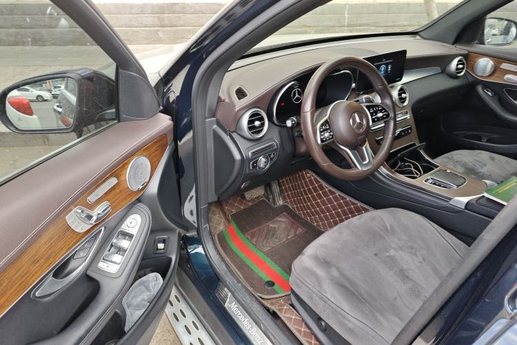 Used Mercedes-Benz GLC 2020 Facelifted GLC 300 L 4MATIC Luxury Edition Driver Seat