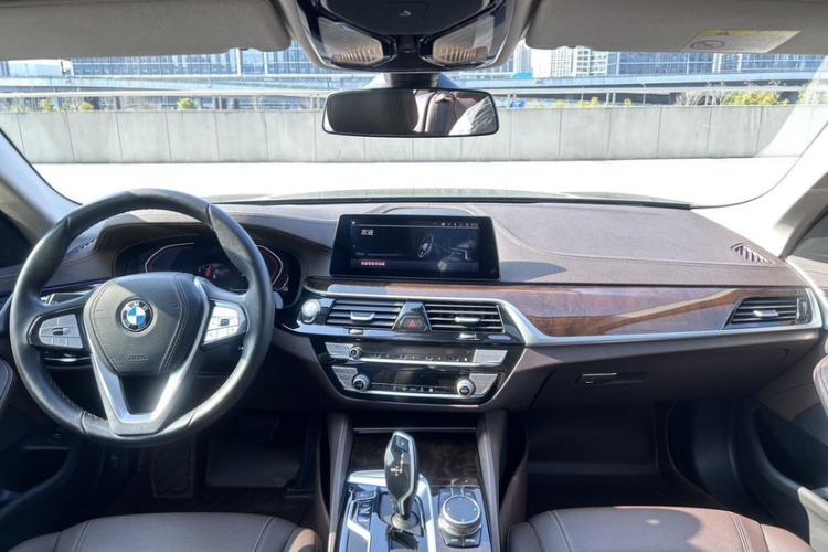 Used BMW 5 Series 2020 525Li Luxury Package