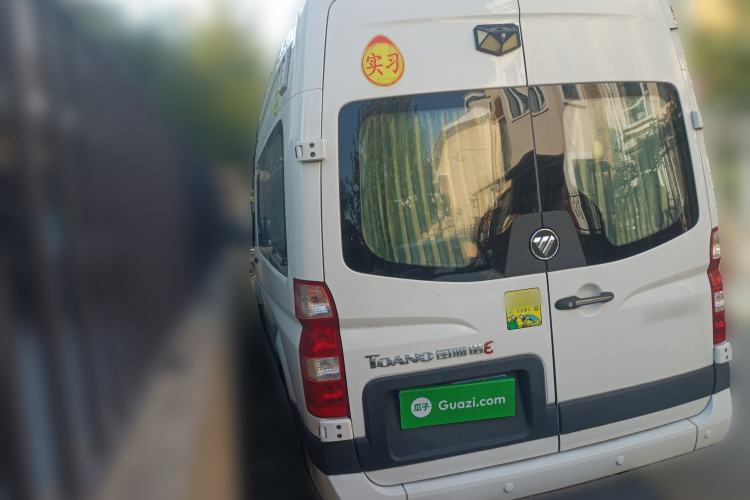 Used Foton Toano 2020 2.0T Multi-Function Short Wheelbase Mid-Roof 5/6-Seater China VI Emission Standard 4F20TC3