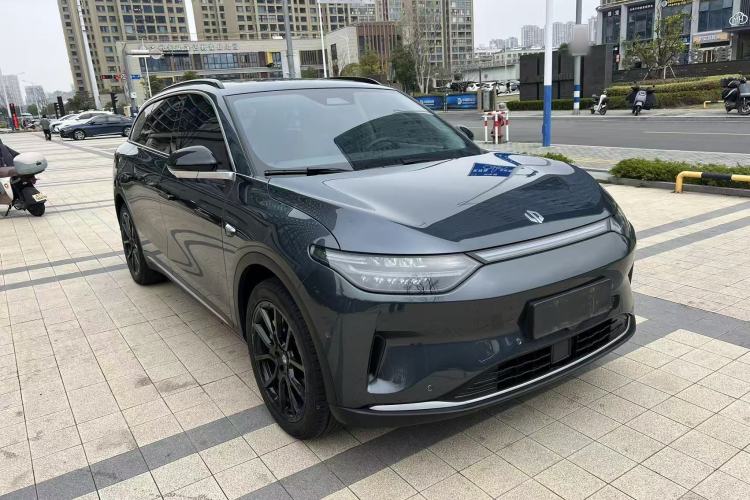 Used Leapmotor C11 2023 Pure Electric 500 Smart Edition Front Right 45 Deg