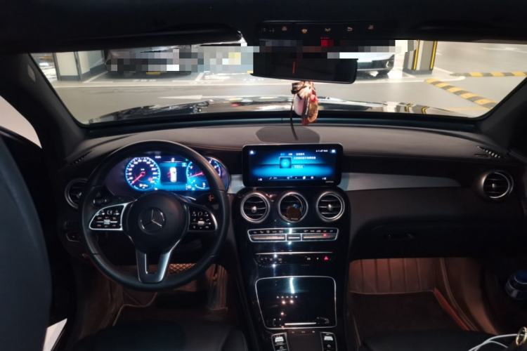 Used Mercedes-Benz GLC 2021 GLC 260 L 4MATIC Dynamic Edition Center Console