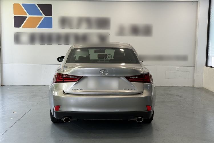 Used Lexus IS 2015 200t F SPORT
