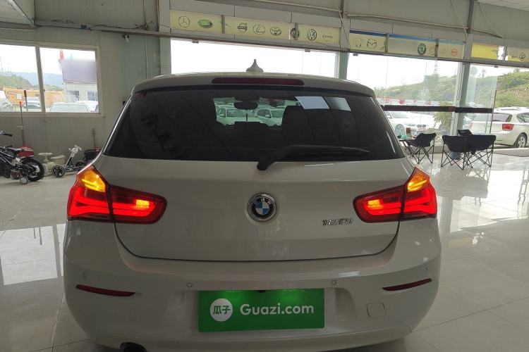 Used BMW 1 Series 2015 120i Leading Model
