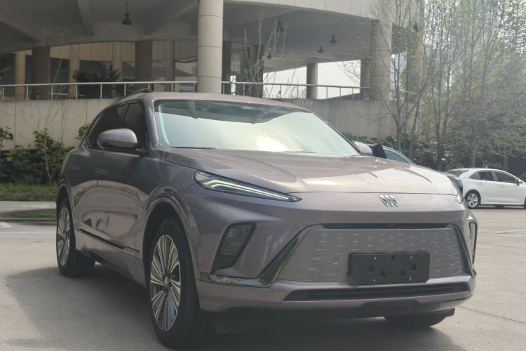 Used Buick E5 2023 Premium Long-Range Version
