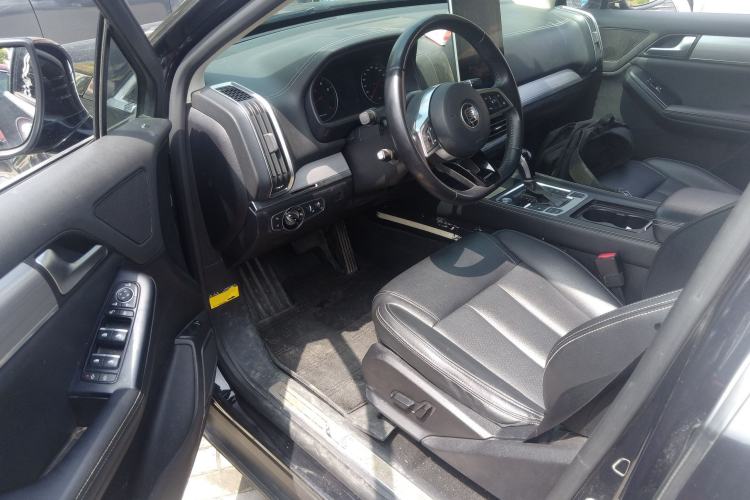 Used BYD Tang 2018 2.0T Automatic Smart Connect Prestige 7-Seater China V Standard Driver Seat