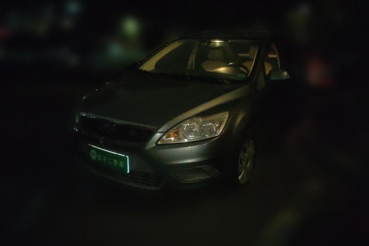 Used Ford Focus 2012 Sedan Classic 1.8L Manual Base Model