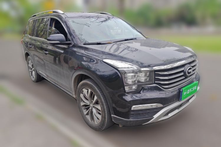 Used GAC Trumpchi GS8 2017 320T Two-Wheel Drive Luxury Smart Connectivity Version (7 Seats) Front Right 45 Deg